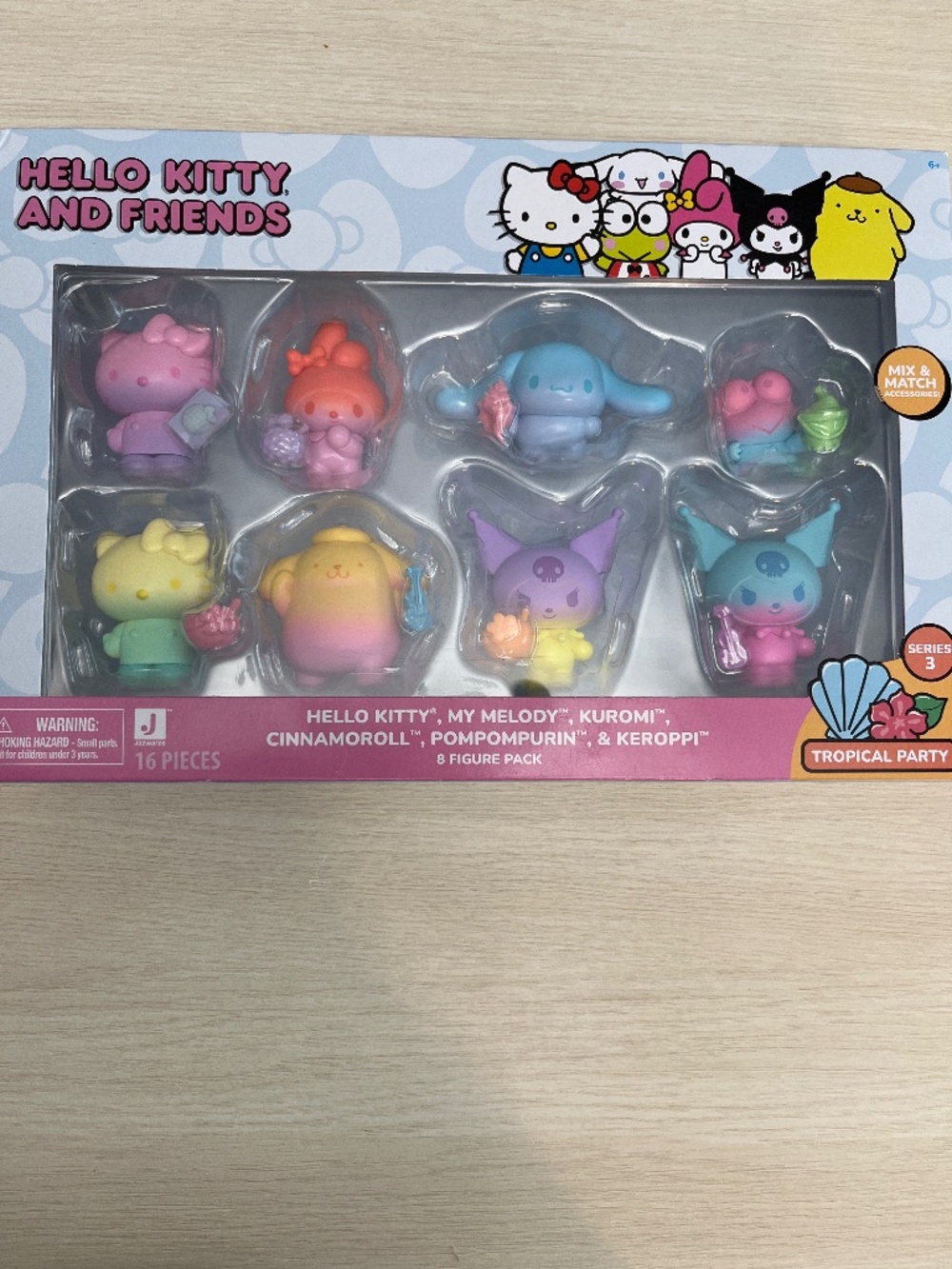 Jazwares Hello Kitty and Friends Ombre Tropical Party, 2” Figure 8-Pack